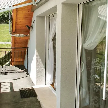 One-bedroom In St Pierre De Curtille