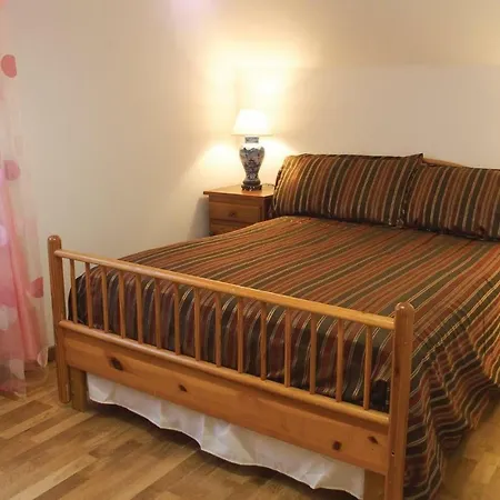 One-bedroom In St Pierre De Curtille Appartement *