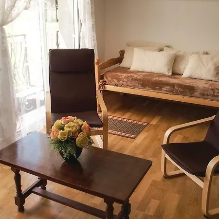 Appartement One-bedroom In St Pierre De Curtille *